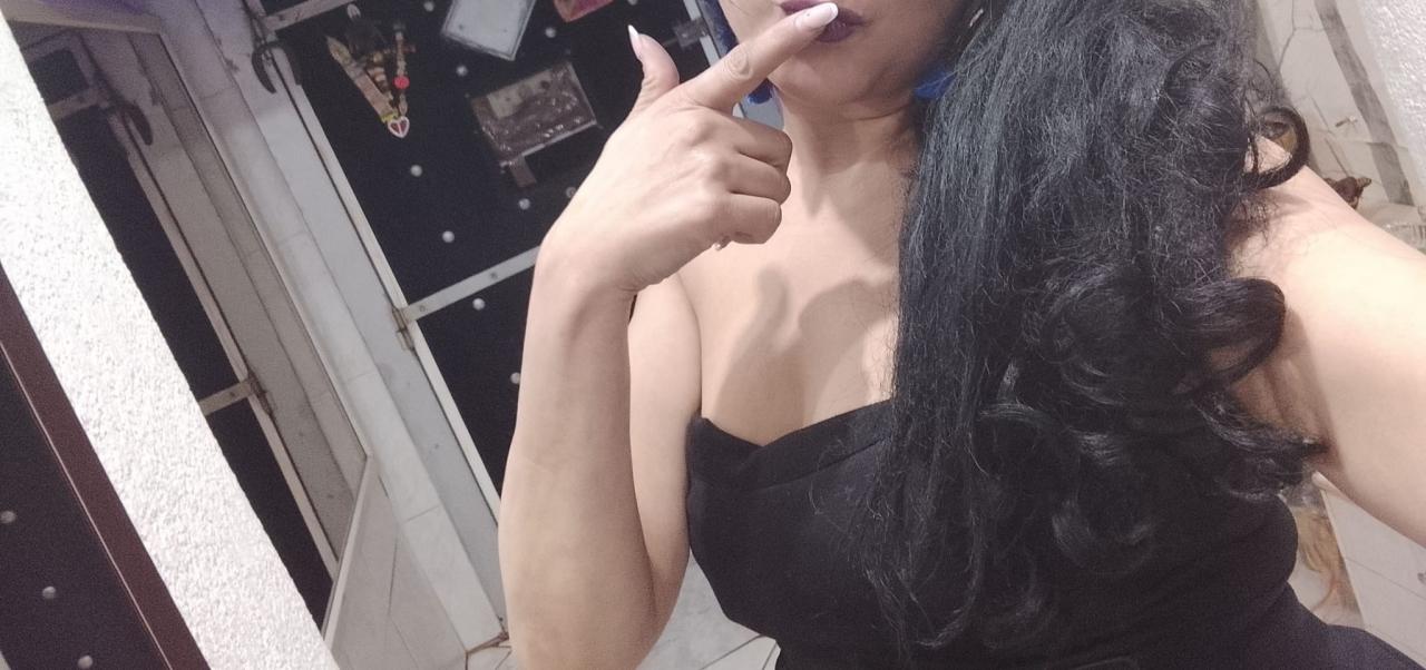Chica busca chico en Almería: 