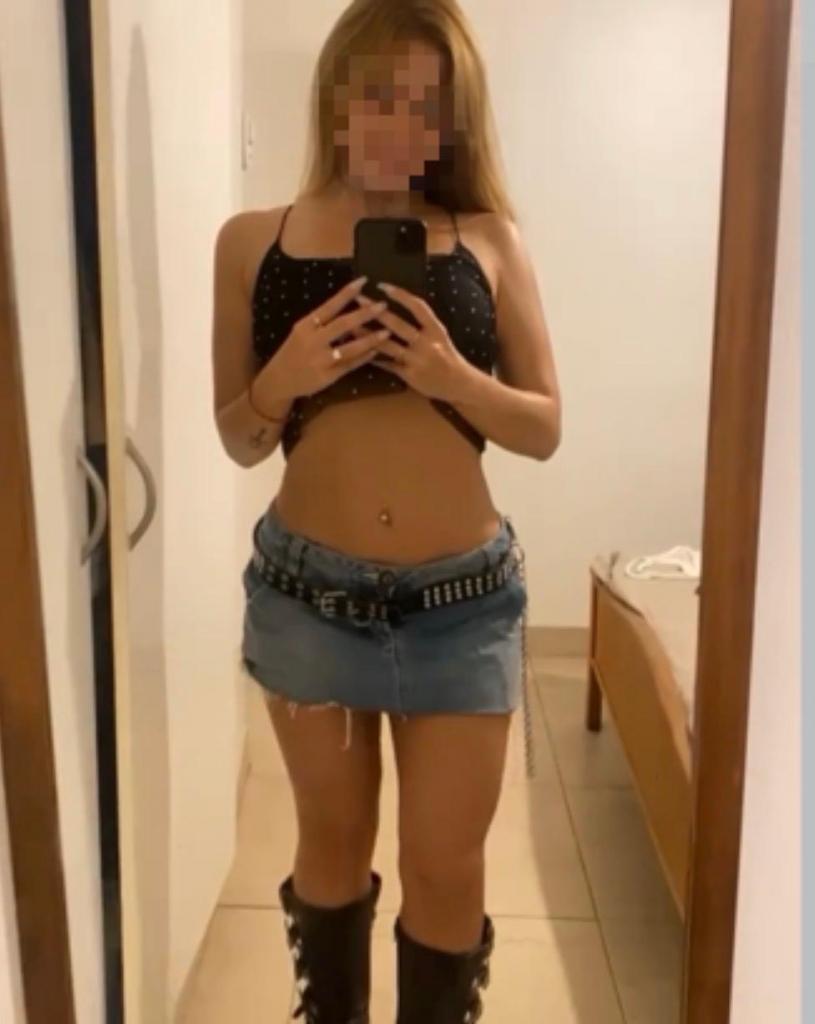 641658052: Chica busca chico en Cantabria