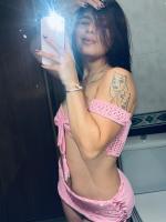661082279: Chica busca chico en Sevilla