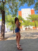 641849044: Chica busca chico en Sevilla