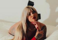 617492072: Chica busca chico en Barcelona