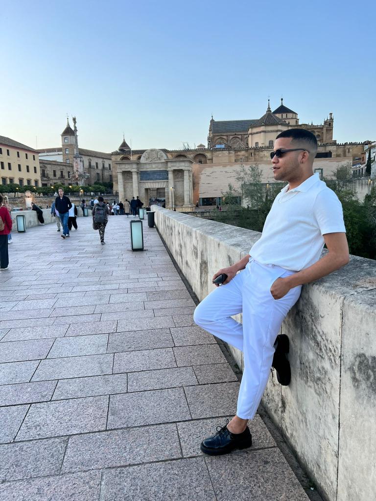 603161893: Chico busca chica en Córdoba