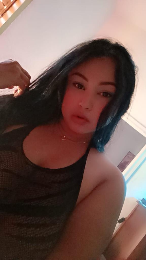 Chica busca chico en Almería: 