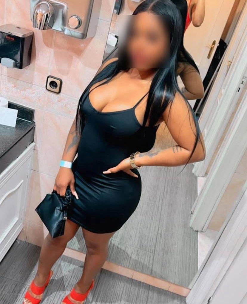 672805455: Chica busca chico en Guipúzcoa
