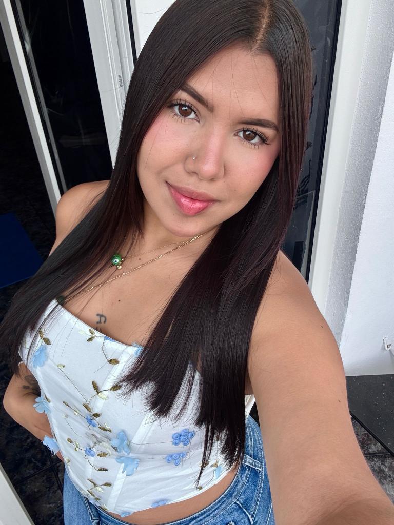 Chica busca chico en Tenerife: 