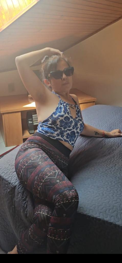 Chica busca chico en Orense: 