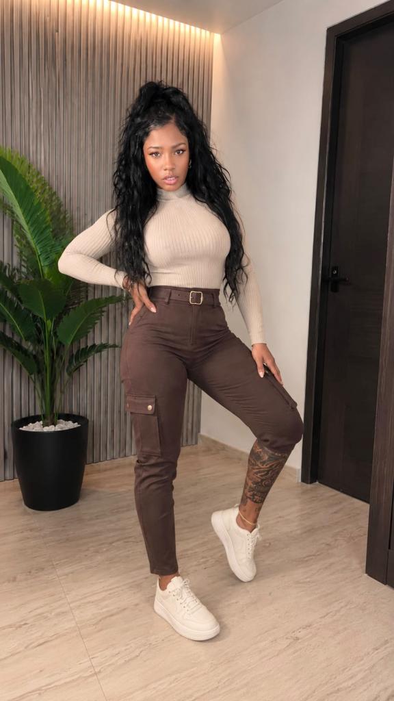 657462097: Chica busca chico en Alicante