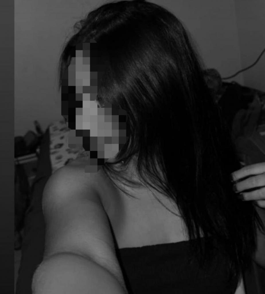 Chica busca chico en Granada: 