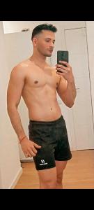 602804650: Chico busca chica en Valencia