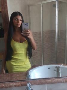 Chica busca chico en Barcelona: 