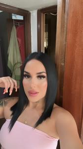 670663041: Chica busca chico en Málaga