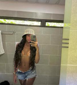 612238918: Chica busca chico en Barcelona