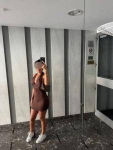 Chica busca chico en Almería: 