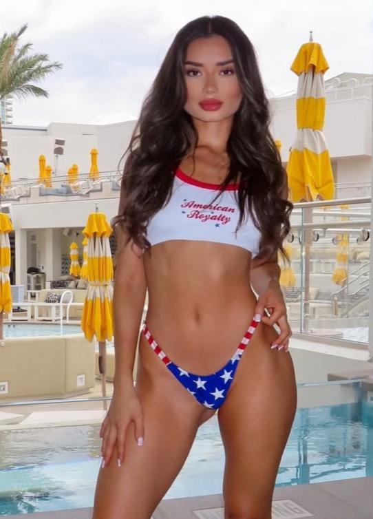Chica busca chico en Mallorca: 