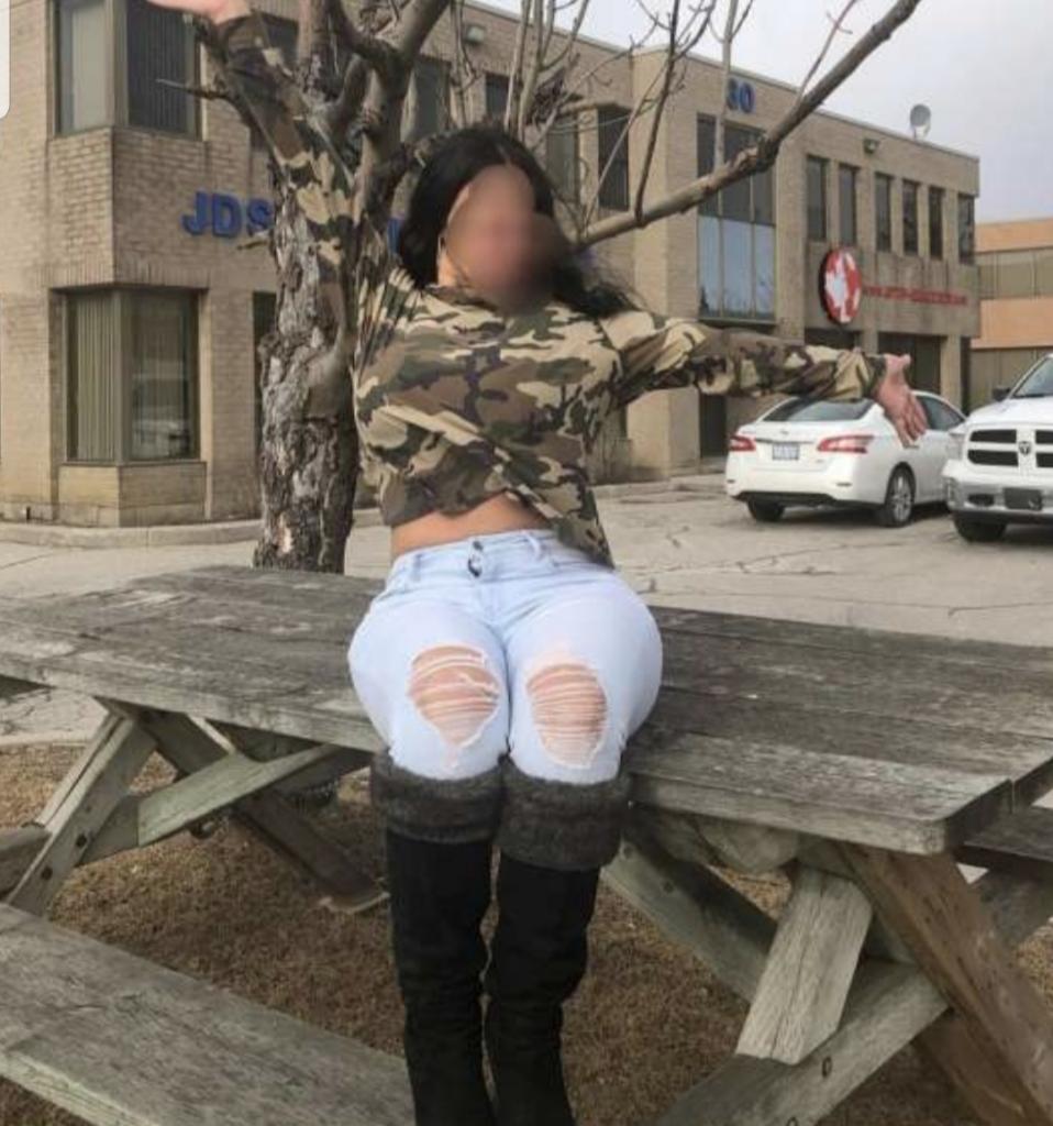 Chica busca chico en Lérida: 