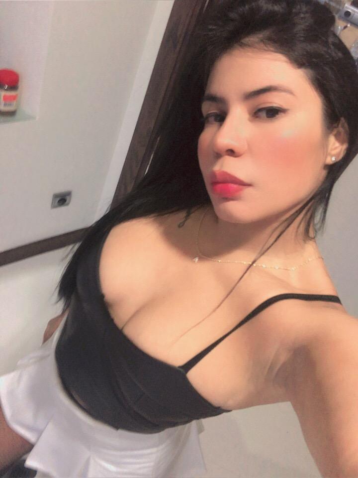 Chica busca chico en Tenerife: 