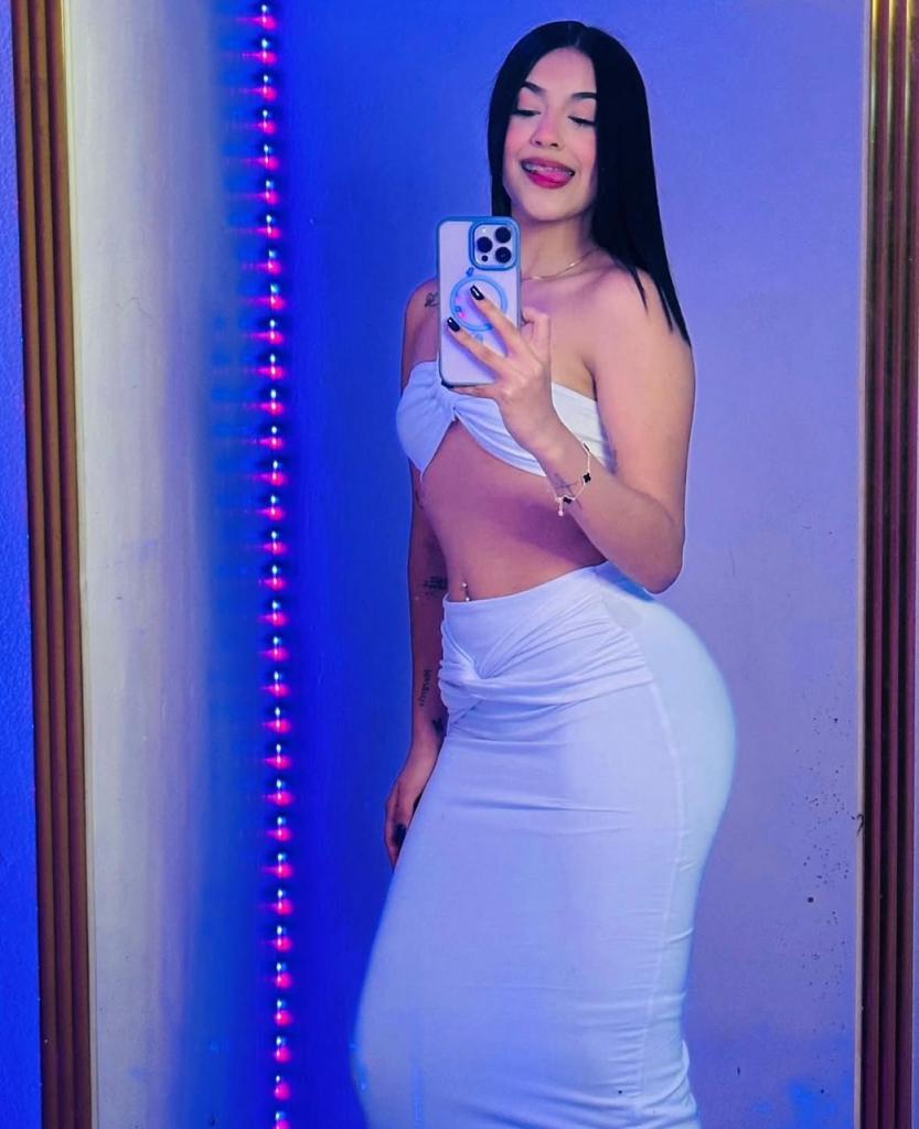 Chica busca chico en Tenerife: 