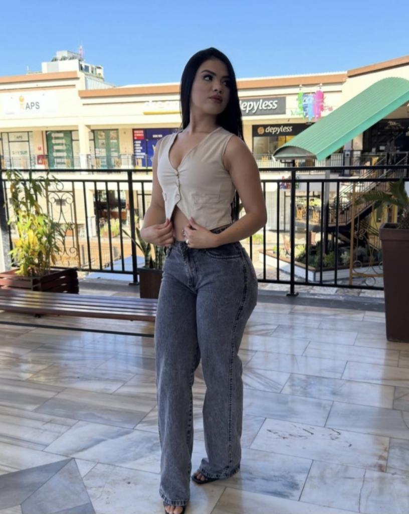 Chica busca chico en La Coruña: 