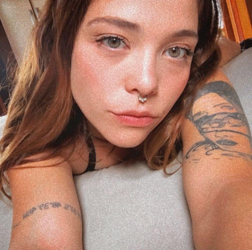 647209231: Chica busca chico en Lérida