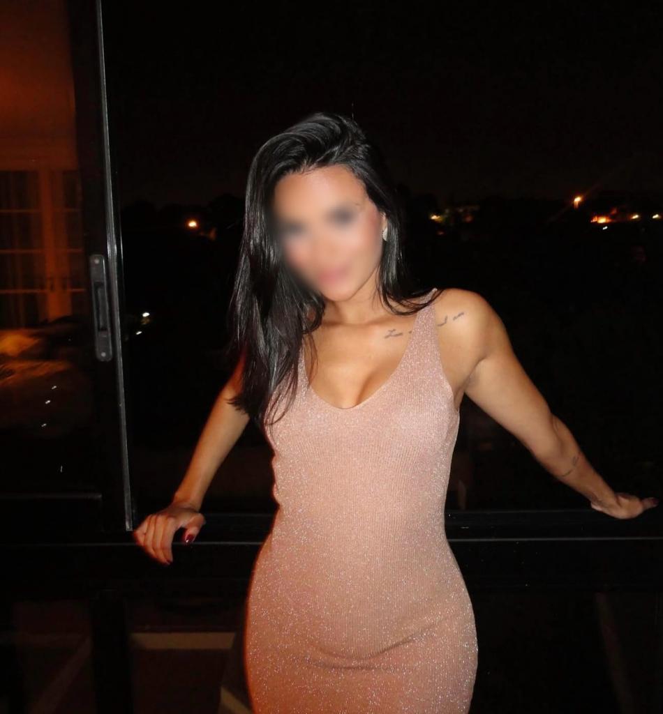 Chica busca chico en La Coruña: 