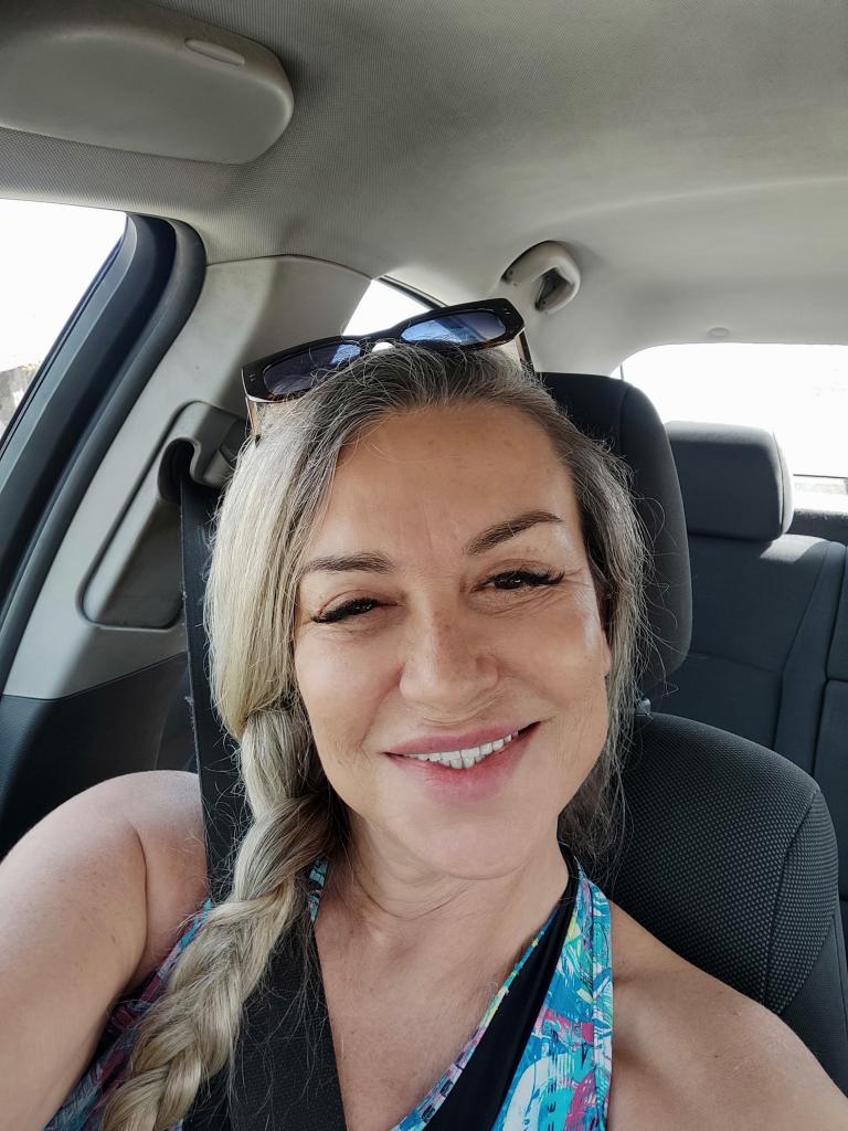 Chica busca chico en Cádiz: 