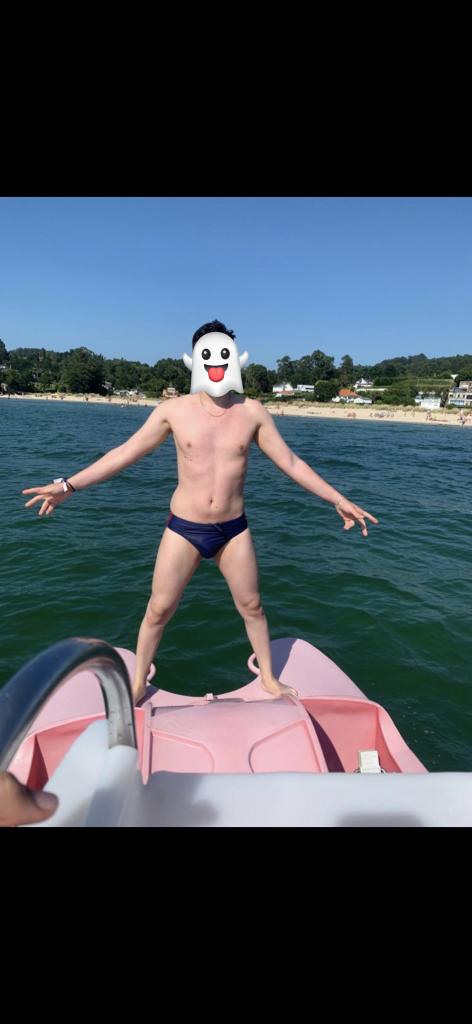 Chico busca chica en La Coruña: 