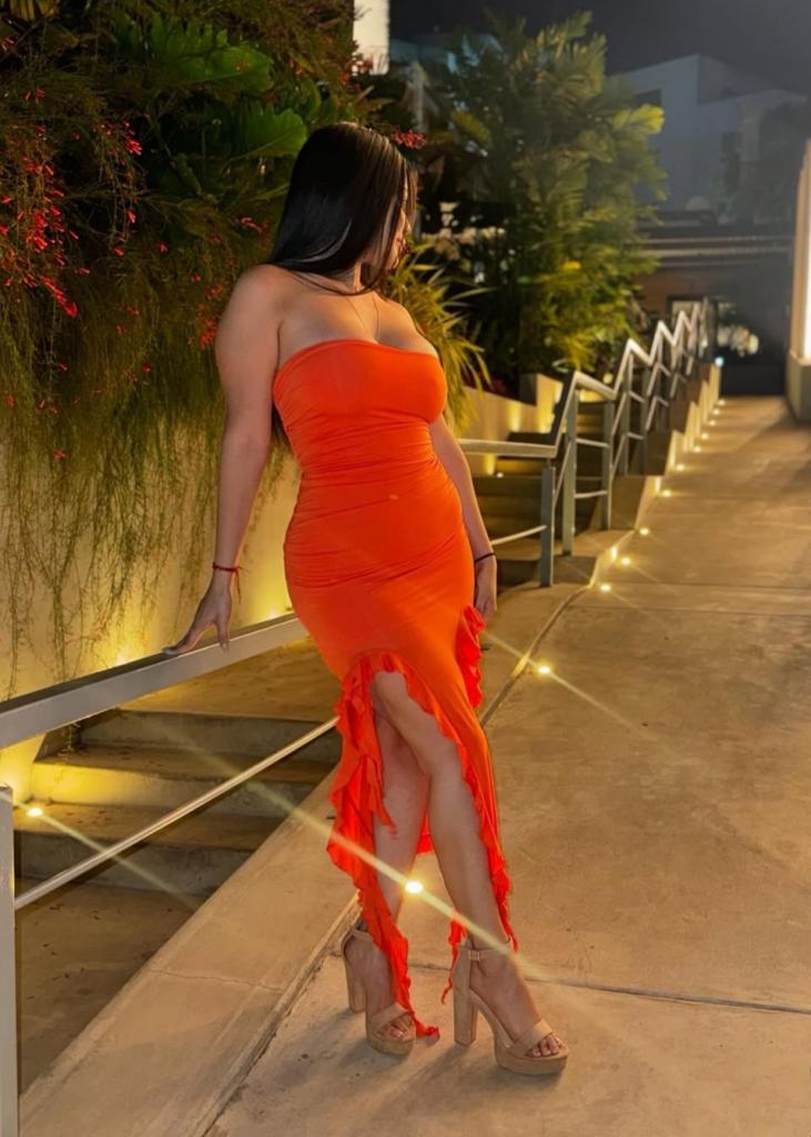 Chica busca chico en Cádiz: 