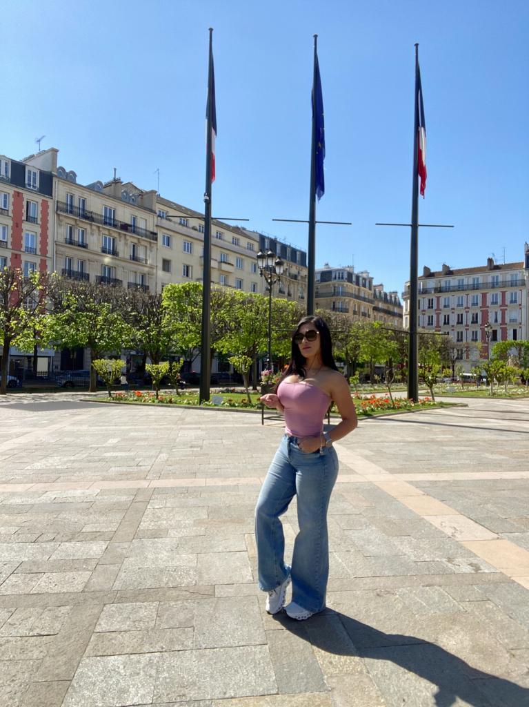 613472386: Chica busca chico en Málaga
