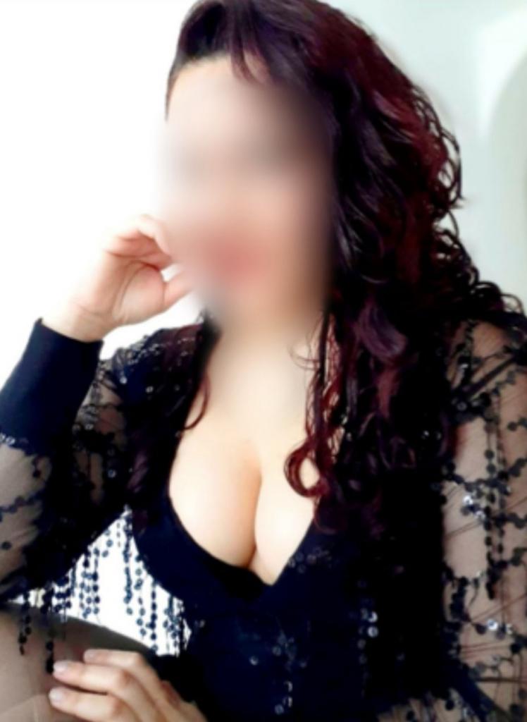Chica busca chico en Málaga: Chica busca chico