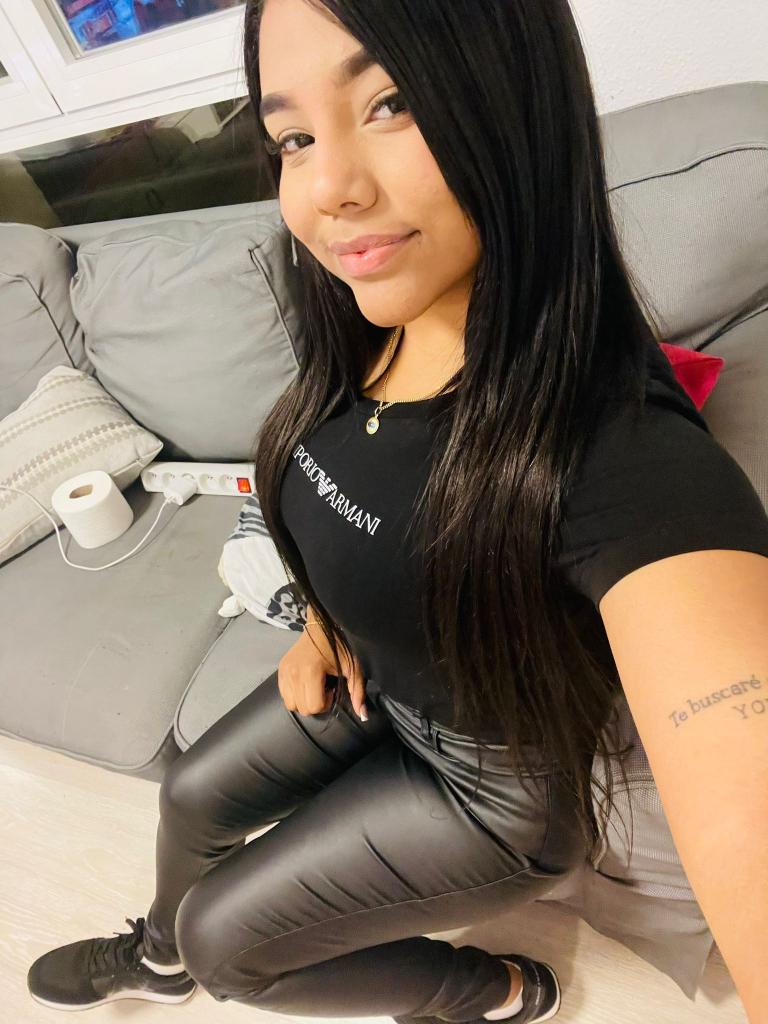 632742360: Chica busca chico en Valencia