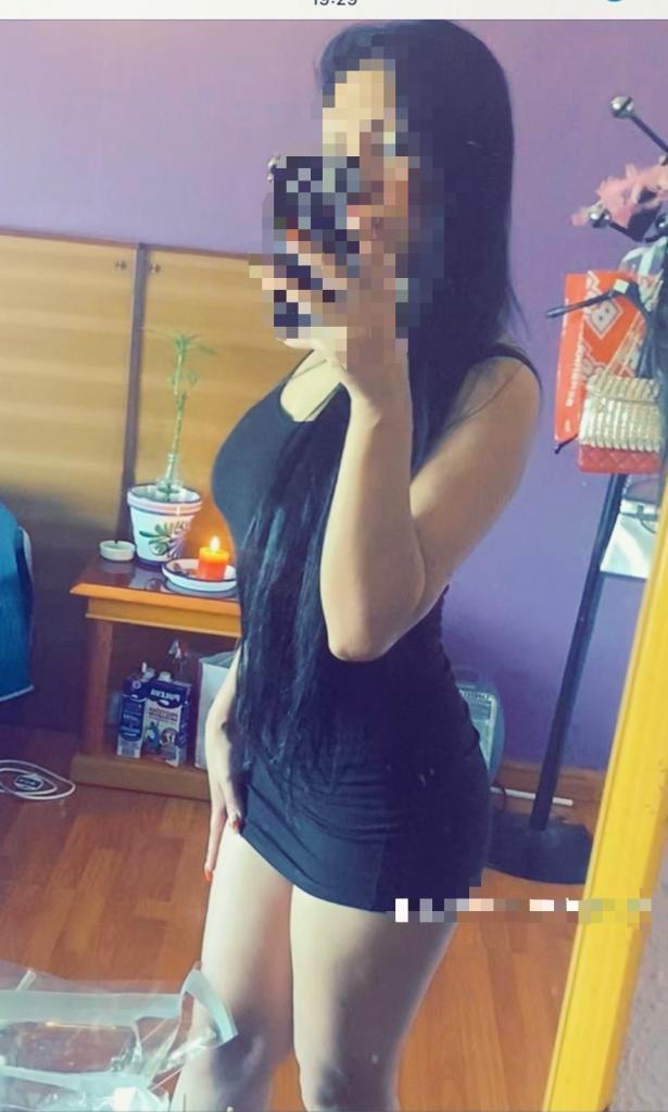 Chica busca chico en Ibiza: 