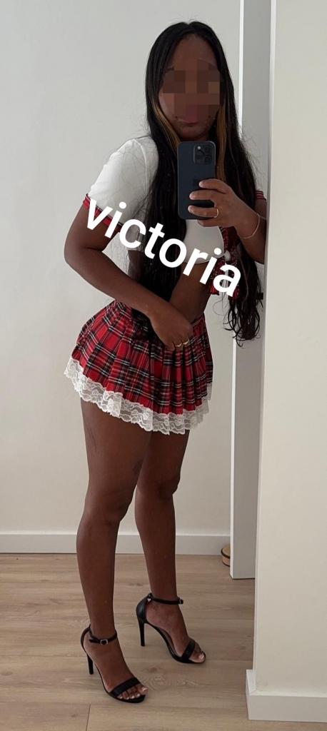 Chica busca chico en Tenerife: 