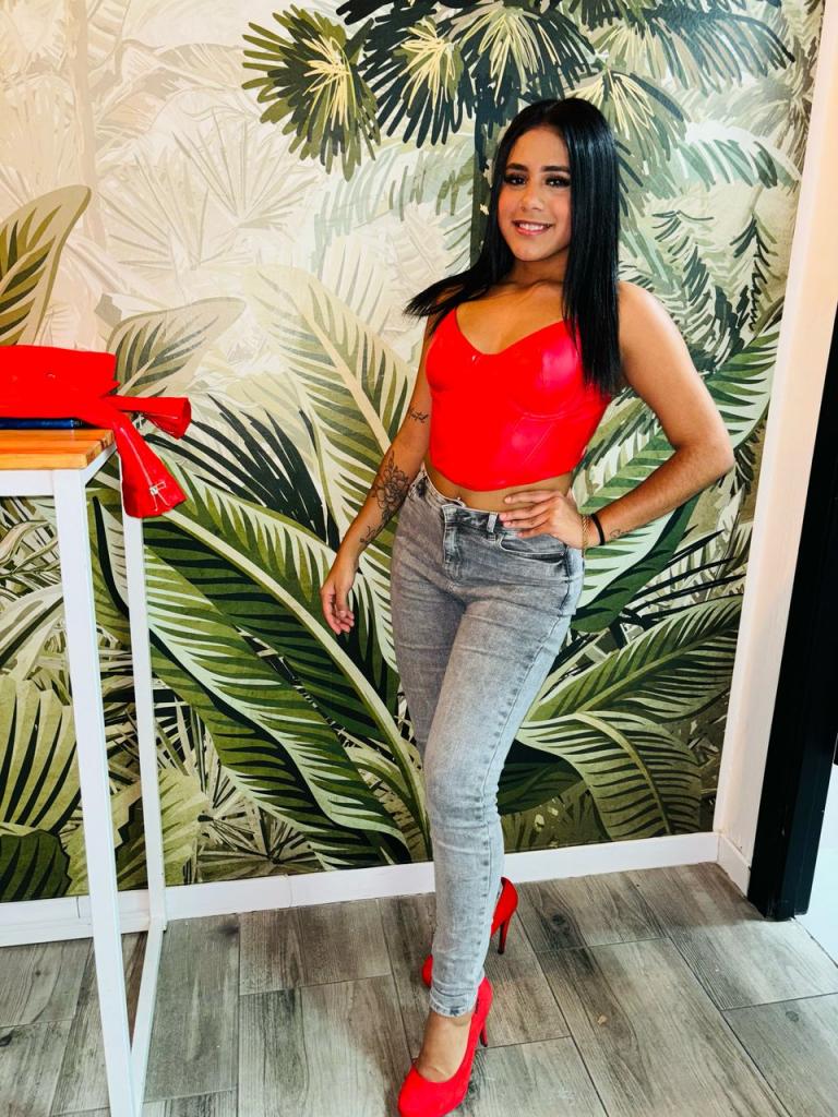 Chica busca chico en Alicante: 