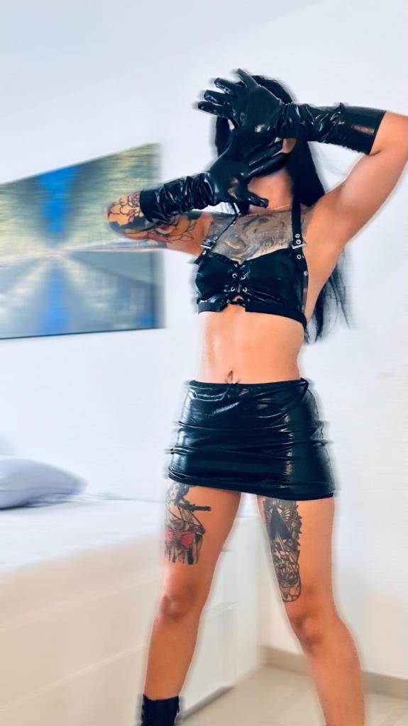 Chica busca chico en Barcelona: 