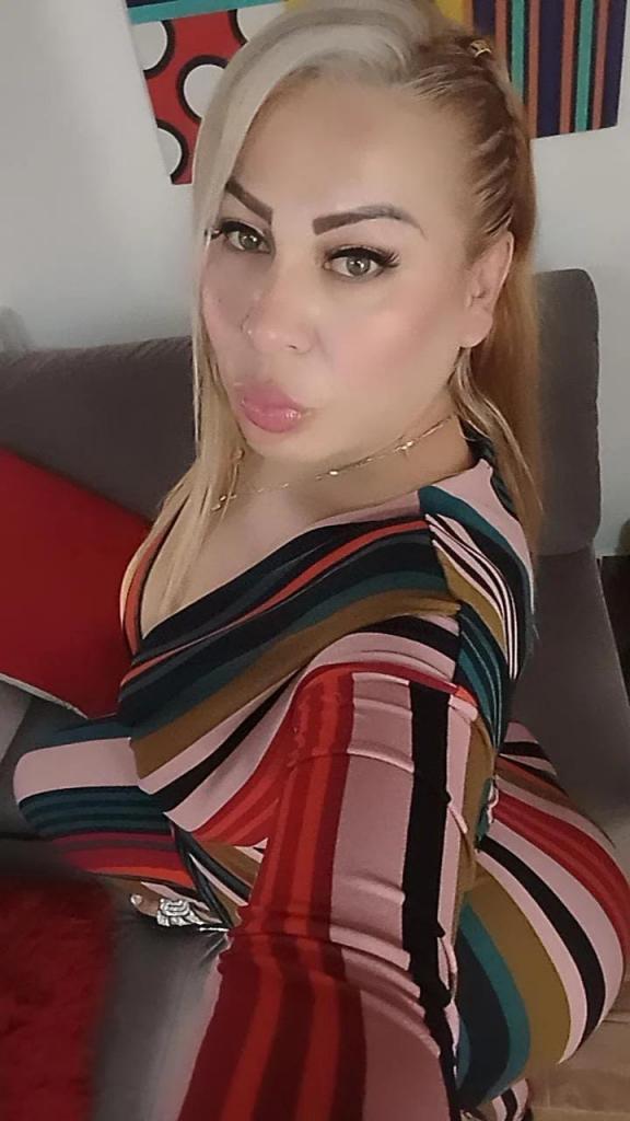 Chica busca chico en Barcelona: 