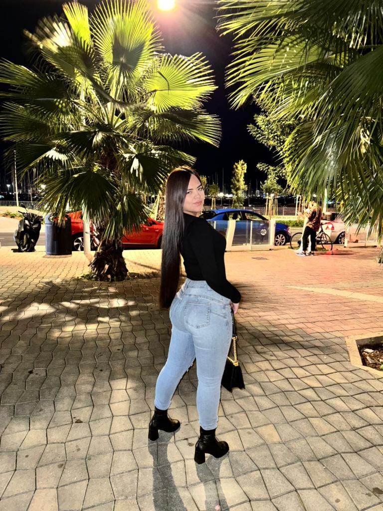 662493467: Chica busca chico en Mallorca