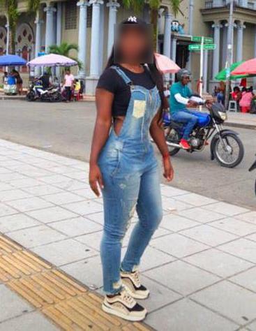 614706399: Chica busca chico en Málaga