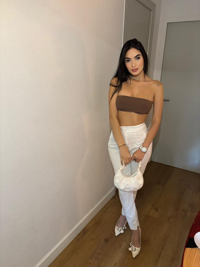 Chica busca chico en Lérida: 