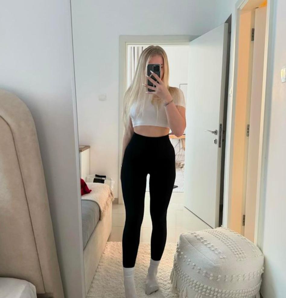 Chica busca chico en Granada: 