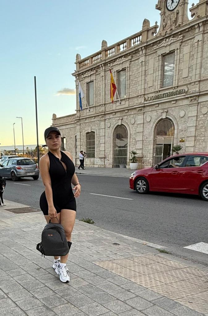 Chica busca chico en Castellón: 