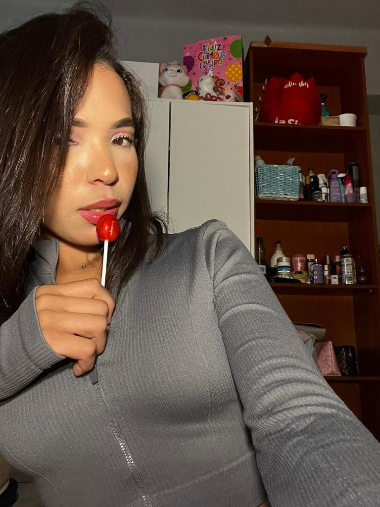 Chica busca chico en Mallorca: 