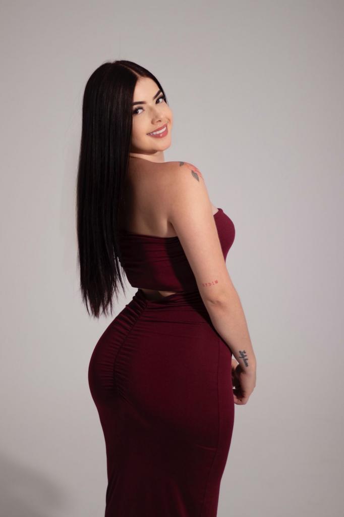Chica busca chico en Madrid: Chica busca chico