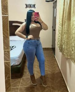 634020777: Chica busca chico en Sevilla