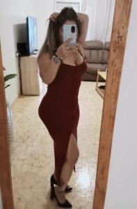 613815305: Chica busca chico en Alicante