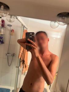 665435276: Chico busca chica en Lugo