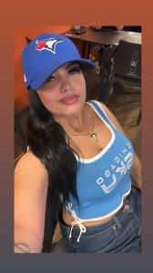 687051345: Chica busca chico en Valencia