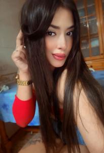 632589135: Chica busca chico en Ibiza