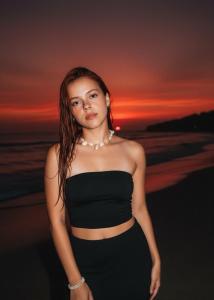 662454841: Chica busca chico en Alicante