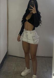 610723858: Chica busca chico en Cádiz