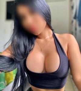 636420480: Chica busca chico en Sevilla